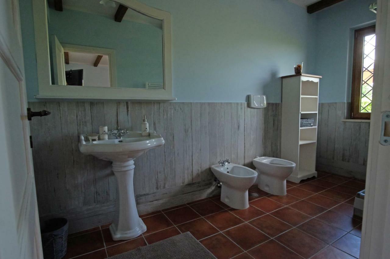 L'Orto Sul Poggio Bed & Breakfast Sutri Bagian luar foto